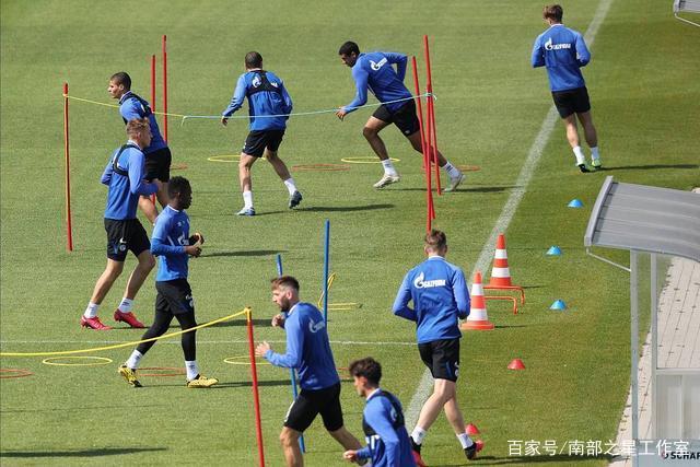 威尔斯50分辽宁大胜新疆 首钢1分险胜同曦