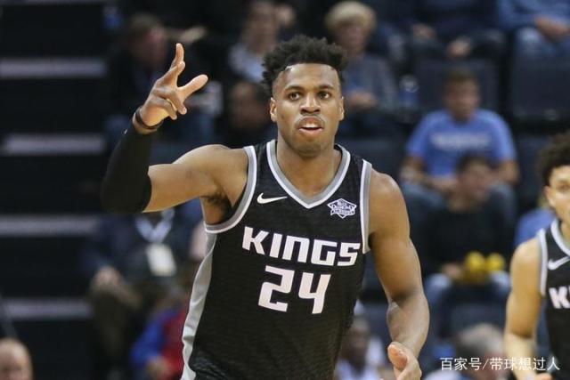 揭幕战-郭艾伦缺阵丛明晨20分 辽宁大胜同曦