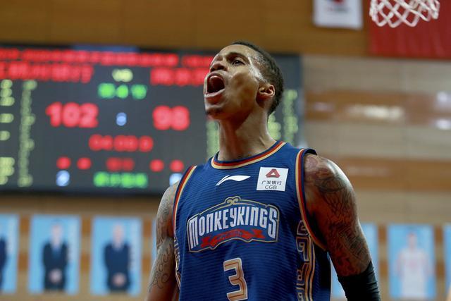 杨瀚森签约詹姆斯所在经纪公司 将报名NBA选秀