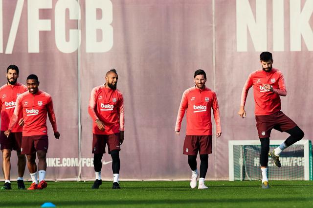 萨林杰17+20费尔德37分 深圳力克山西8连胜