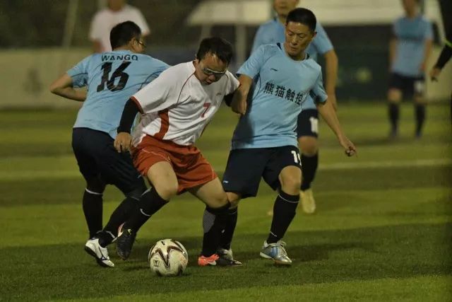 赵继伟胡明轩合计9投0中得2分 7次失误太致命